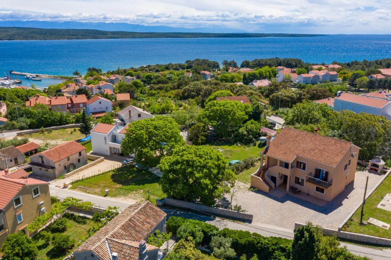 Apartments Marina Veskovic Nerezine Exterior photo
